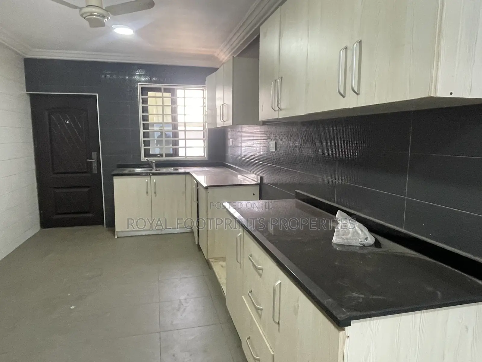 2bdrm Apartment in Royal Footprints, Lake Side Estate for rent