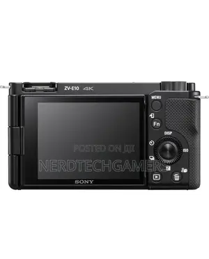 Sony Alpha ZV-E10 - Interchangeable Lens Camera Kit - Black