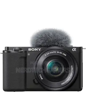 Sony Alpha ZV-E10 - Interchangeable Lens Camera Kit - Black