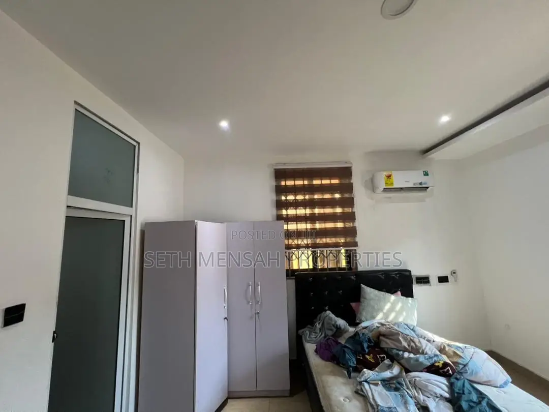 5bdrm House in Skm Property, East Legon for sale
