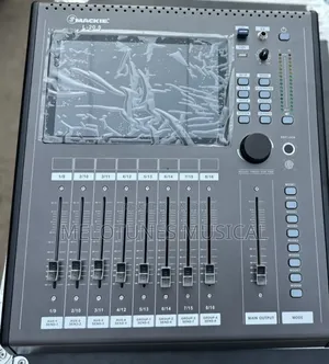 Mackie L.20.8 16channel Digital Mixer