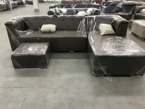 L Shape Sofa.(+Table)