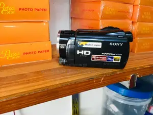 Sony HDR-XR550: Capture Life's Adventures in Full HD