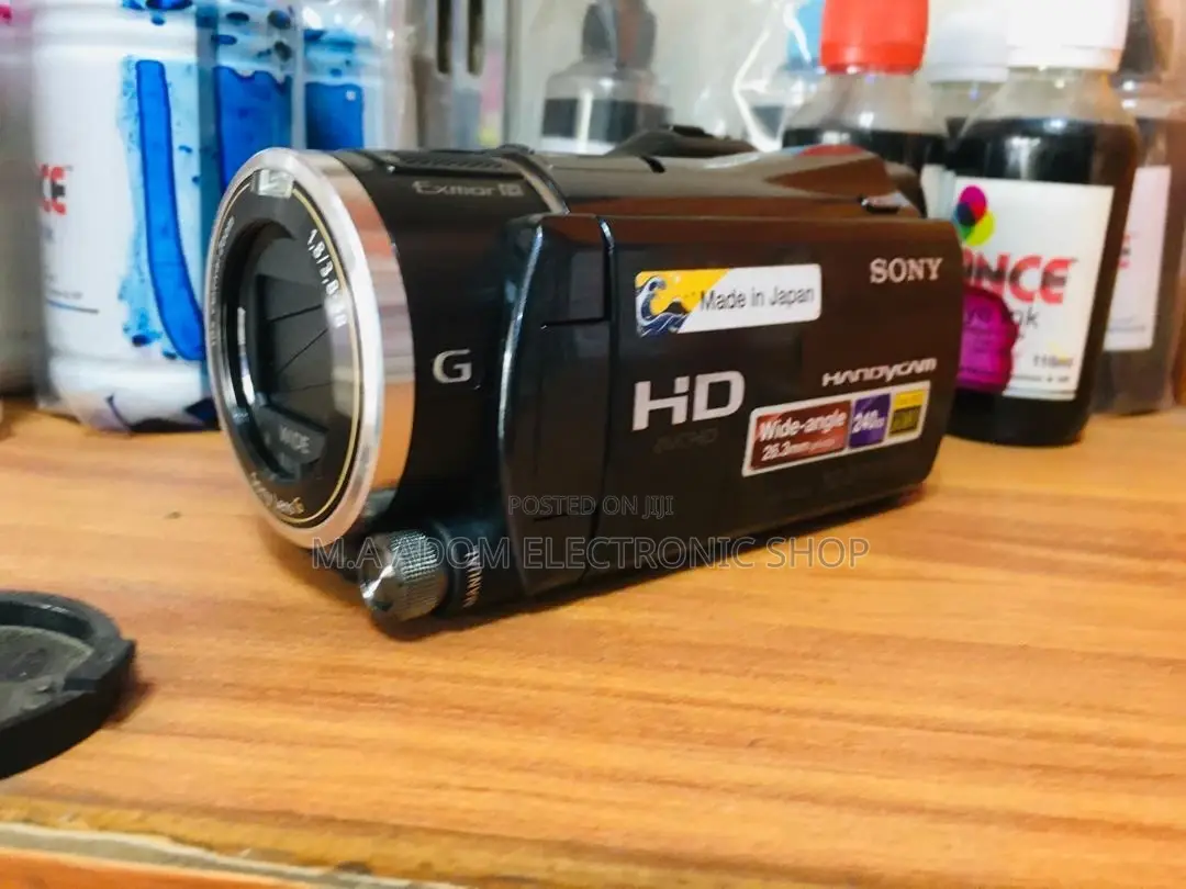 Sony HDR-XR550: Capture Life's Moments in Stunning Detail