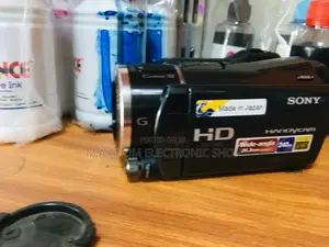 Black Sony HDR-XR550/240GB With Full HD 1080P Video Camera