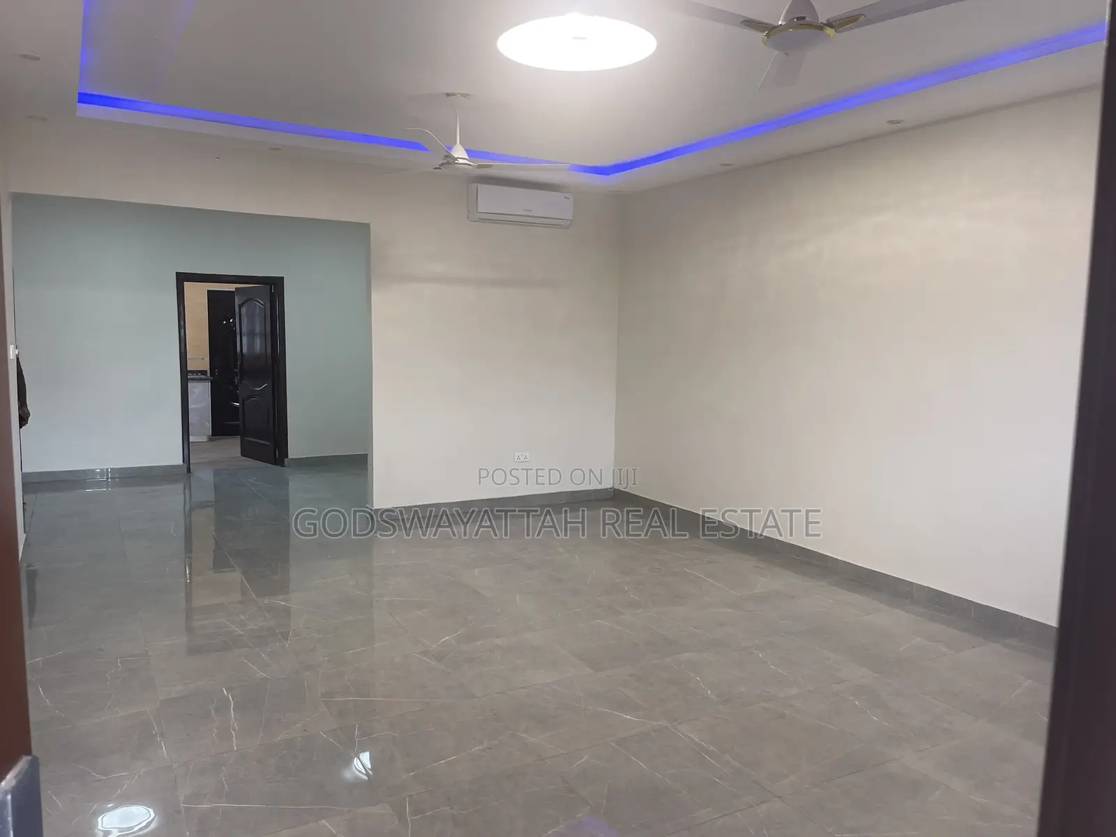 2bdrm Apartment in East London, Adjiriganor for rent