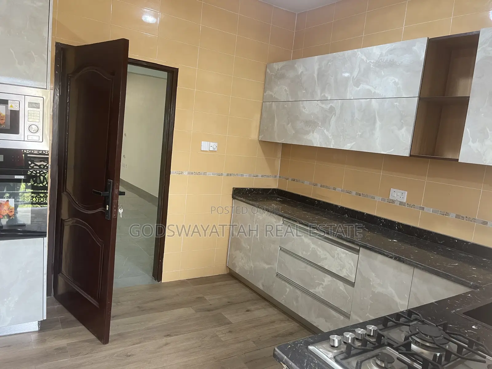 2bdrm Apartment in East London, Adjiriganor for rent