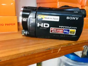Sony HDR-XR550: Capture Life in Full HD