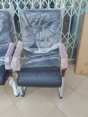A Nice Waiting Chair for Office