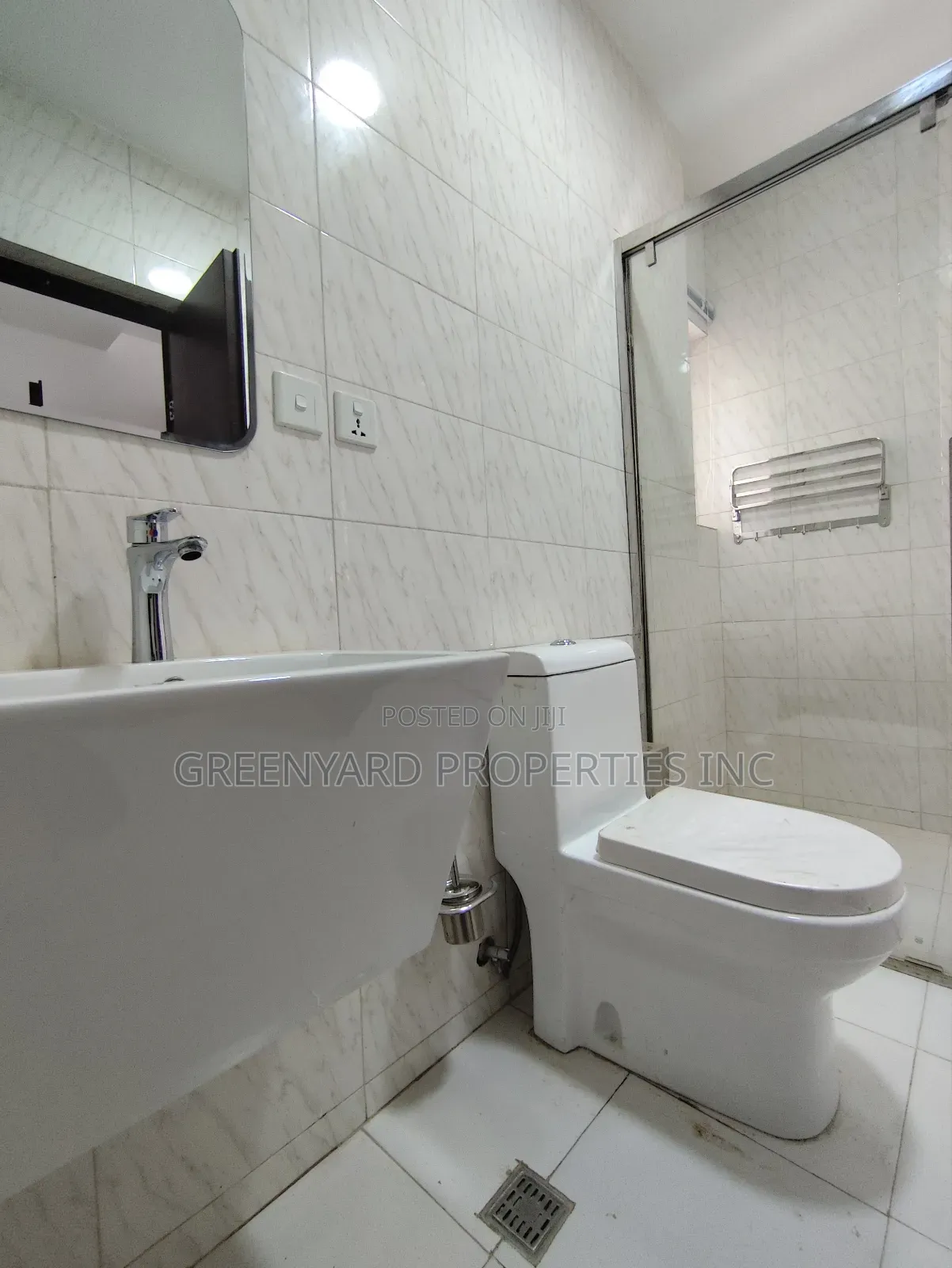 2bdrm Apartment in Adjiringanor, East Legon for rent