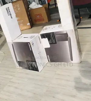 Massive Bluetooth Samsung Q59CT Black Soundbar