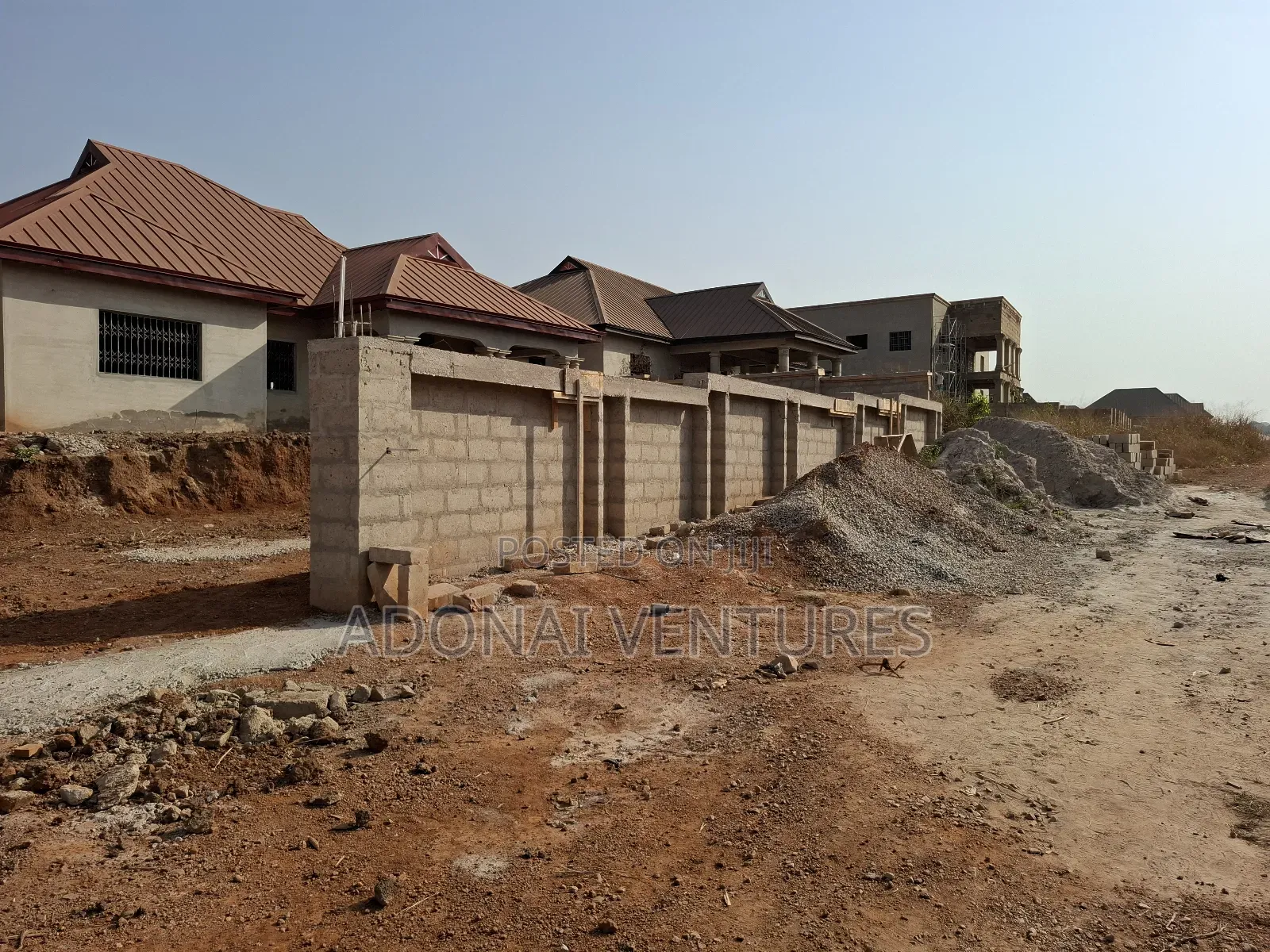 One Plot for Sale in Sokoban Kwamonma
