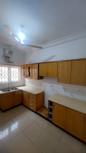 3bdrm House in Kg Franco Properties, Spintex for rent