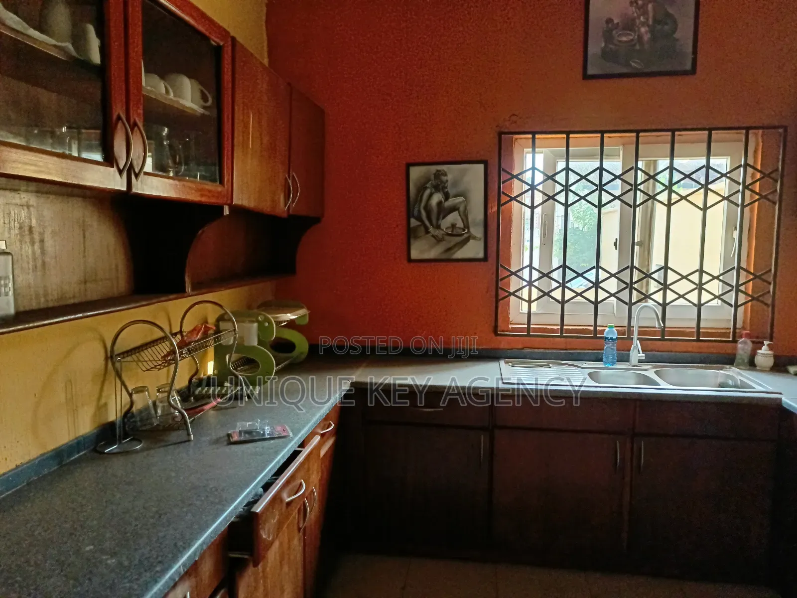 2bdrm House in Unique Key Agency, East Legon for rent
