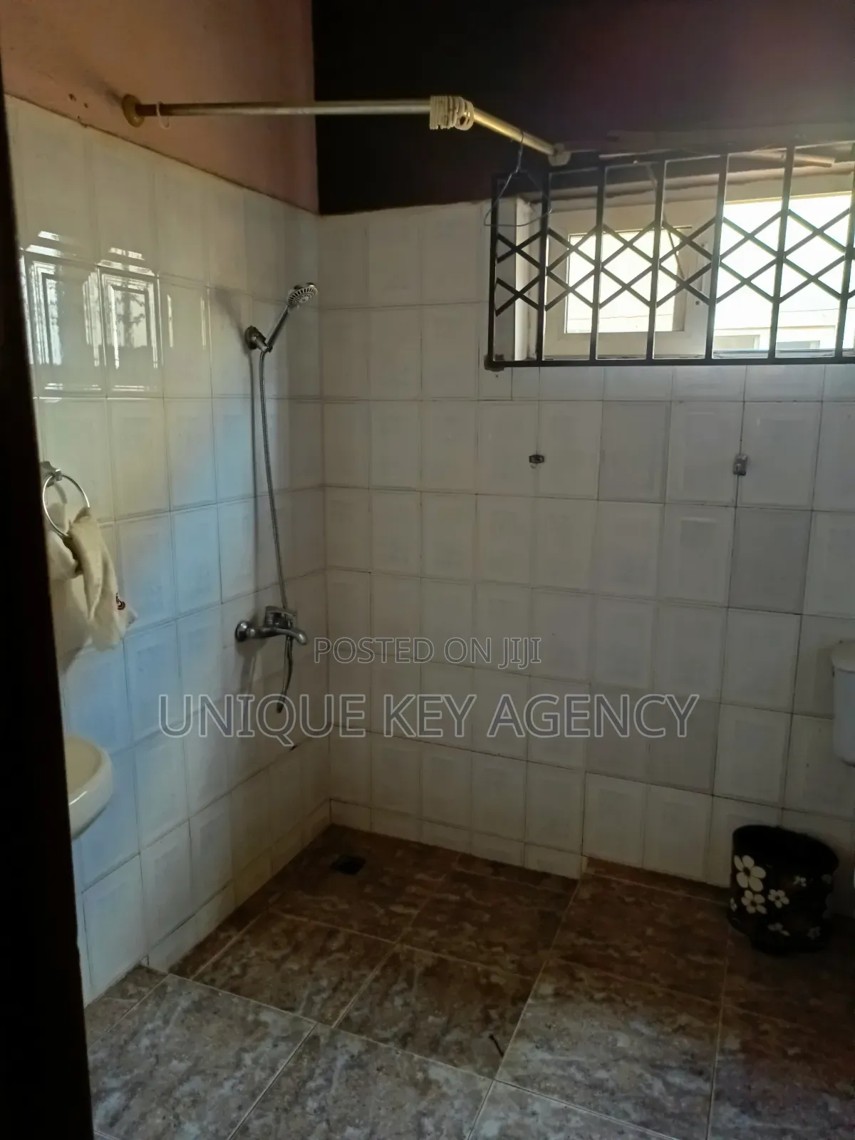 2bdrm House in Unique Key Agency, East Legon for rent