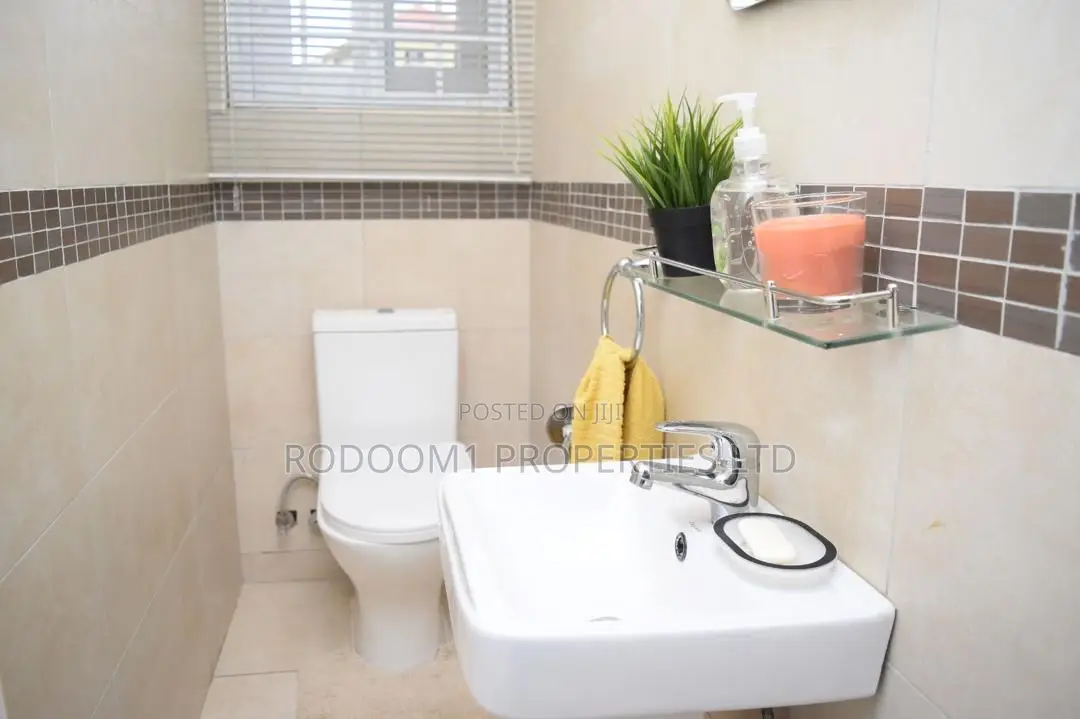 En-Suite 1 2 Bedrooms Apartments at Tesano for Short Stay