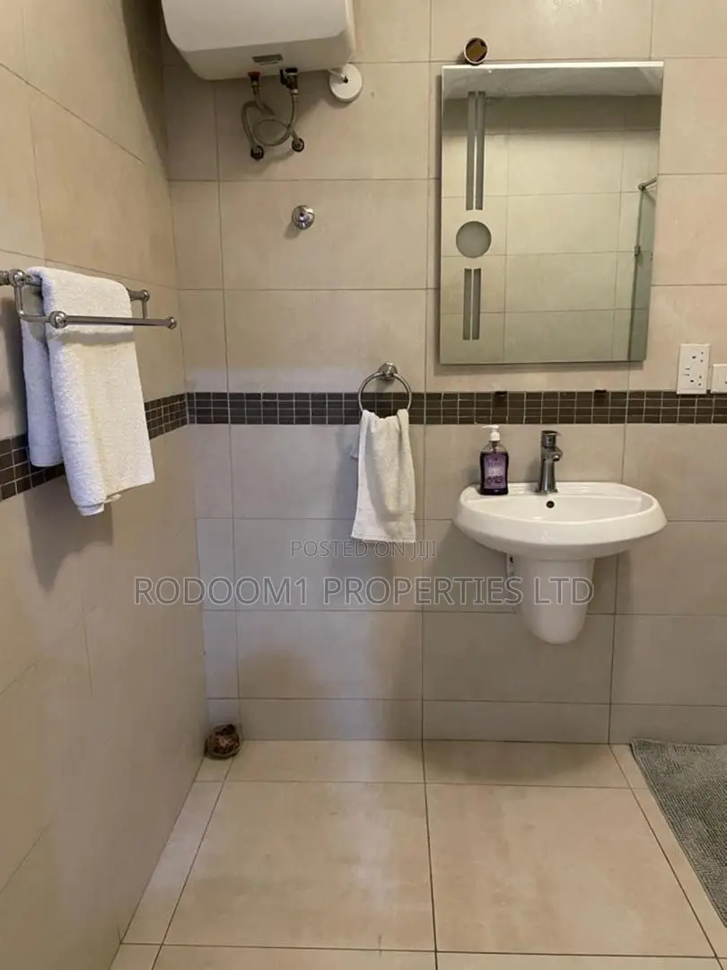 En-Suite 1 2 Bedrooms Apartments at Tesano for Short Stay