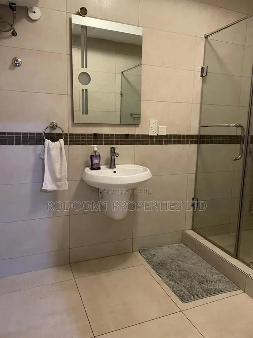 En-Suite 1 2 Bedrooms Apartments at Tesano for Short Stay