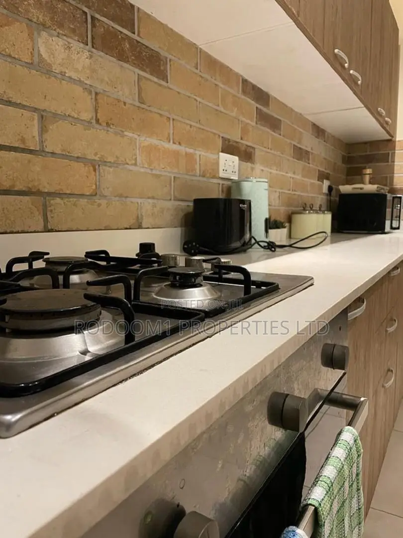 En-Suite 1 2 Bedrooms Apartments at Tesano for Short Stay