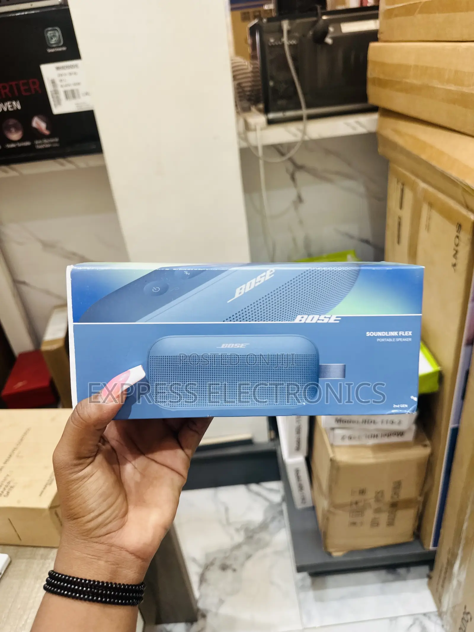 Big Bold Sound Bluetooth Bose Sound Flex 2 Speaker