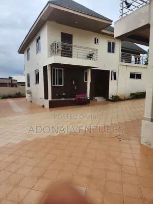 Furnished 5bdrm House in Ahodwo  Daban, Kumasi Metropolitan for sale