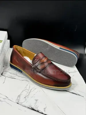 Clarks Loafers Leather Shoe Brown and Black