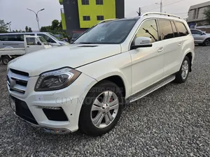 Mercedes-Benz GL-Class GL 550 2013 White