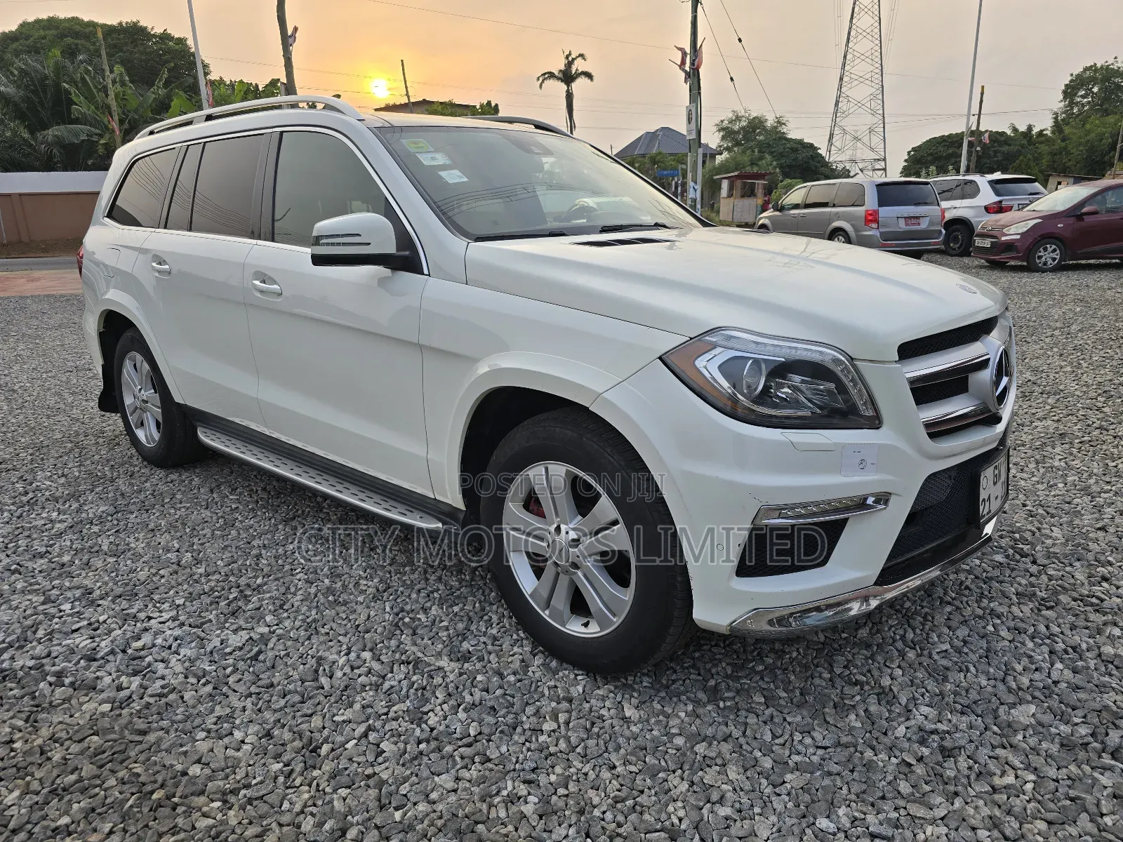 Mercedes-Benz GL-Class GL 550 2013 White