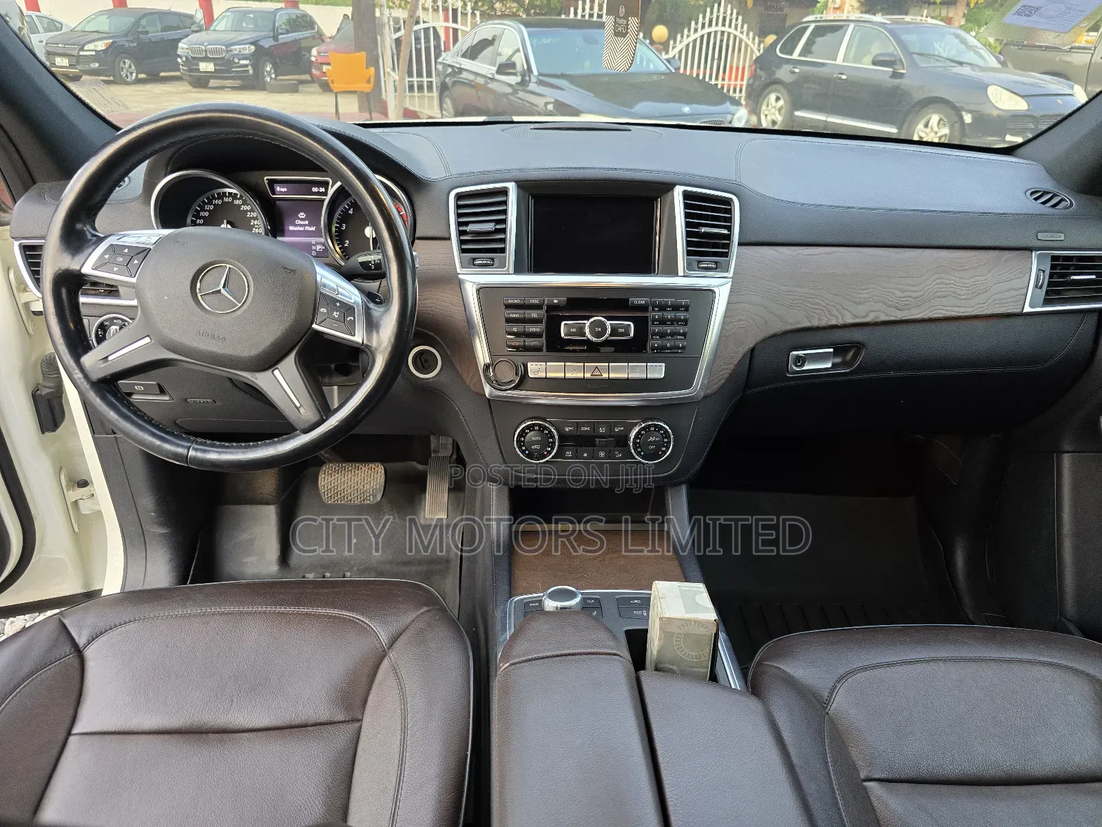 Mercedes-Benz GL-Class GL 550 2013 White