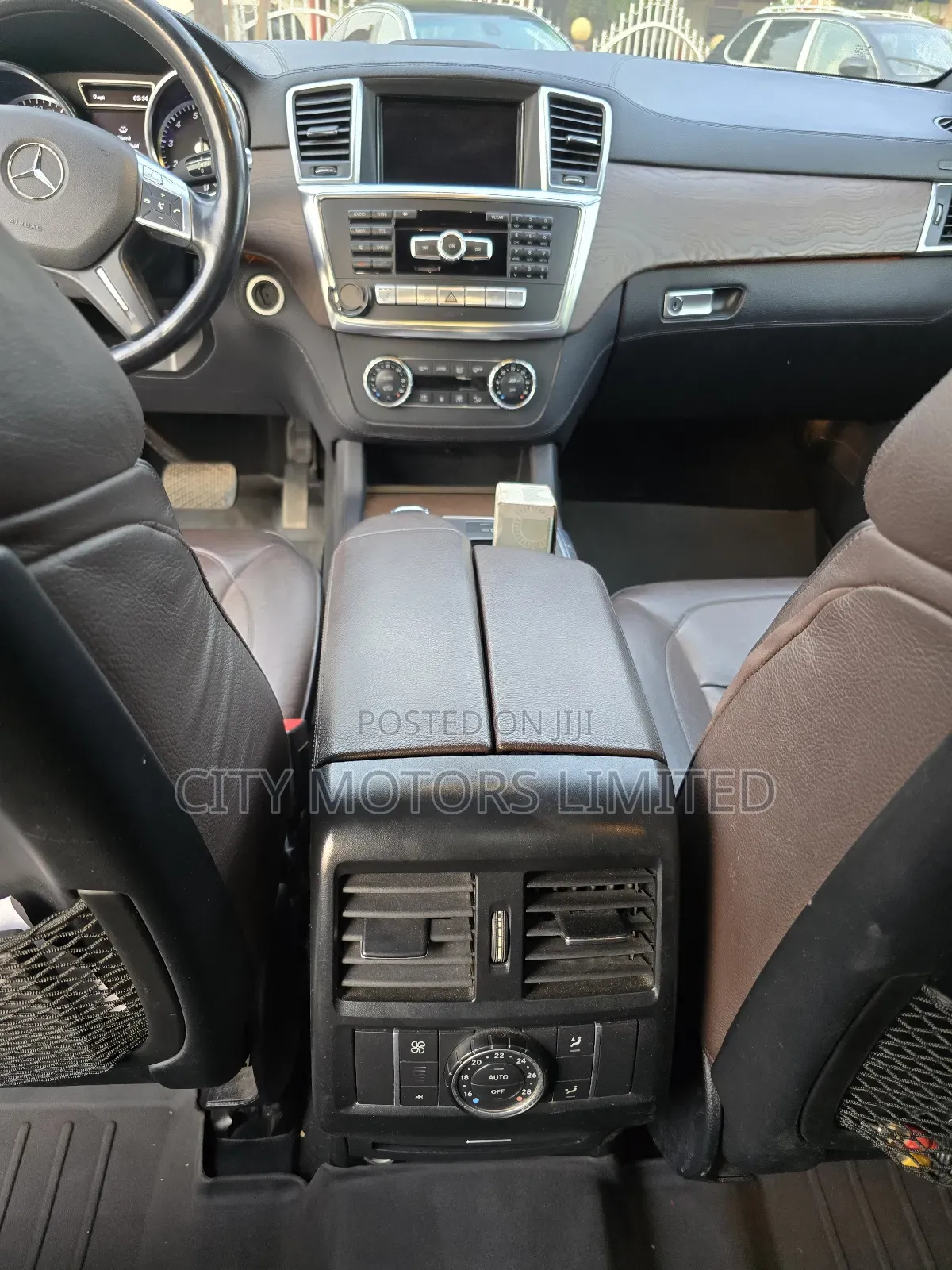 Mercedes-Benz GL-Class GL 550 2013 White