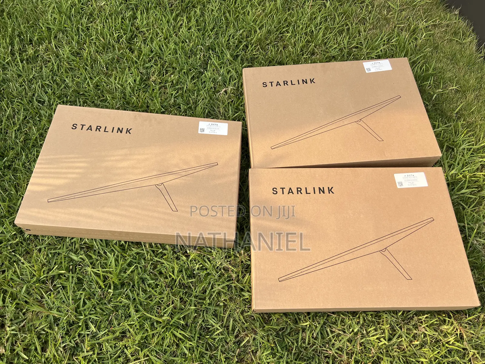 Starlink High Performance, Advanced Terminal for Internet.