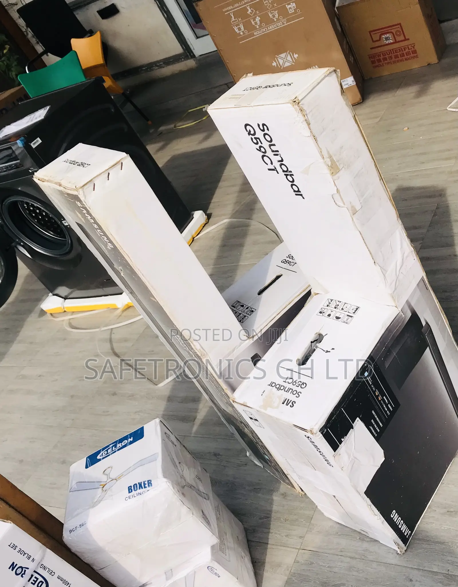 Samsung ~~ Echo Elegance Bluetooth Q59CT Soundbar