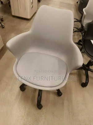 Office Chair (360* Swivel) Gray