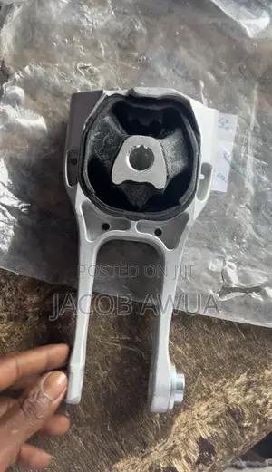 Engine Mount for Toyota Yaris 2018