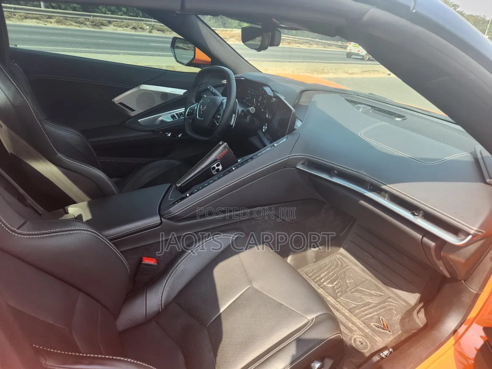 Chevrolet Corvette 2023 Orange