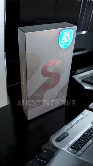 New Samsung Galaxy S22 Ultra 5G 128 GB Blue