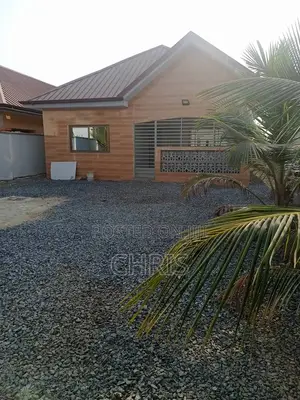 3bdrm House in Berverly Hills, Accra Metropolitan for sale