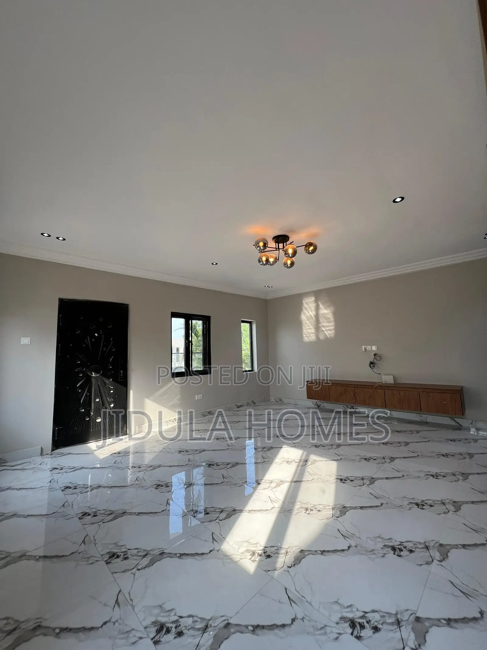 4bdrm Mansion in East Legon Hills, Ashaley Botwe for sale