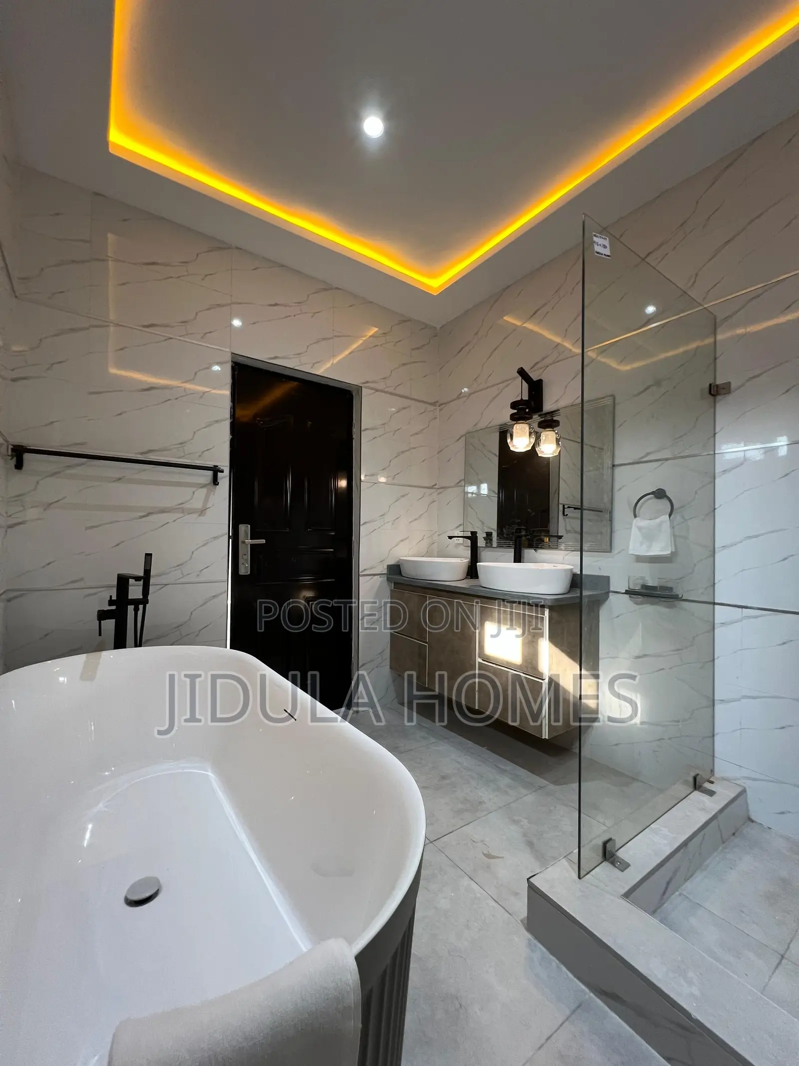 4bdrm Mansion in East Legon Hills, Ashaley Botwe for sale