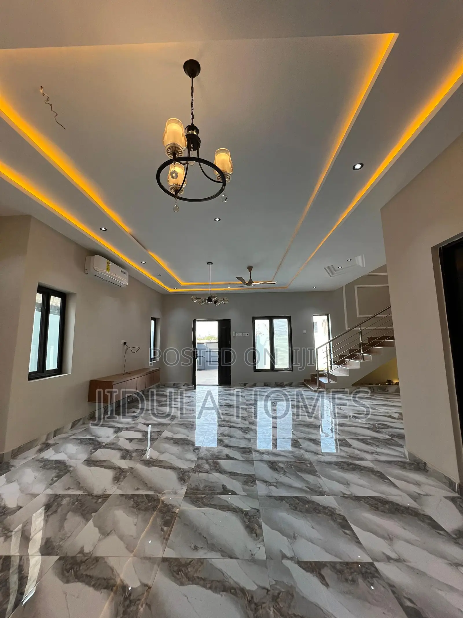 4bdrm Mansion in East Legon Hills, Ashaley Botwe for sale