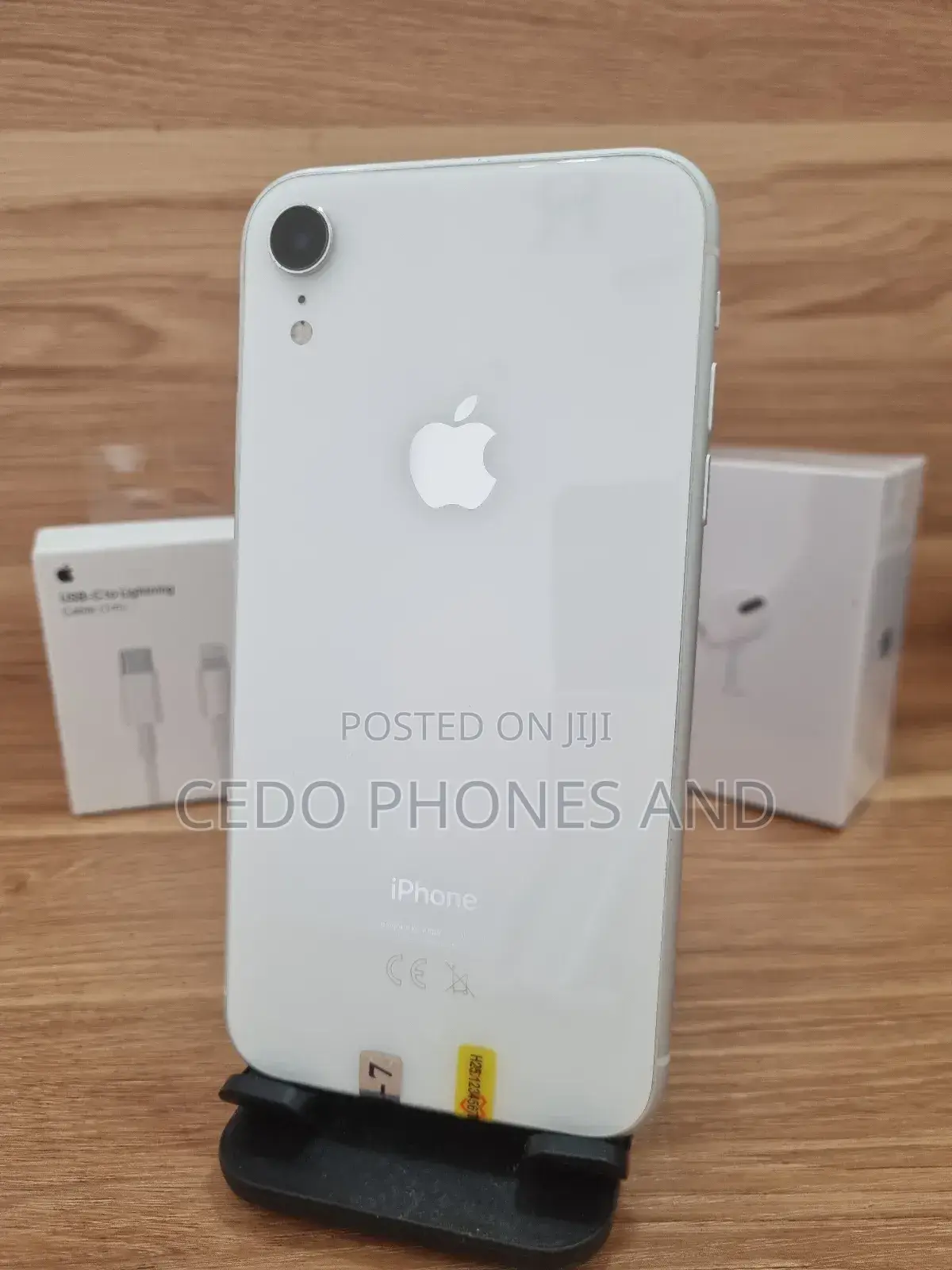 Apple iPhone XR 128 GB White