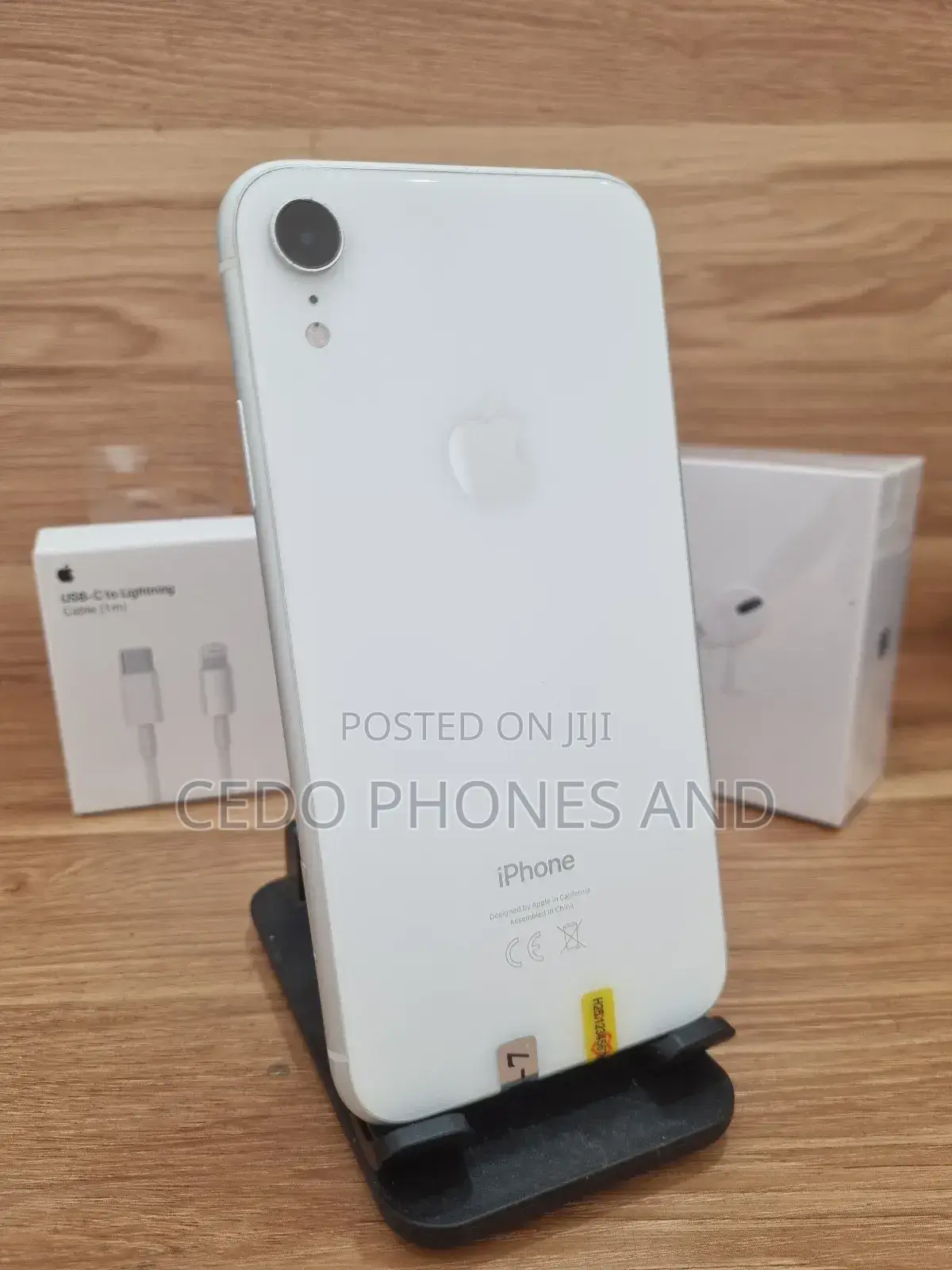 Apple iPhone XR 128 GB White