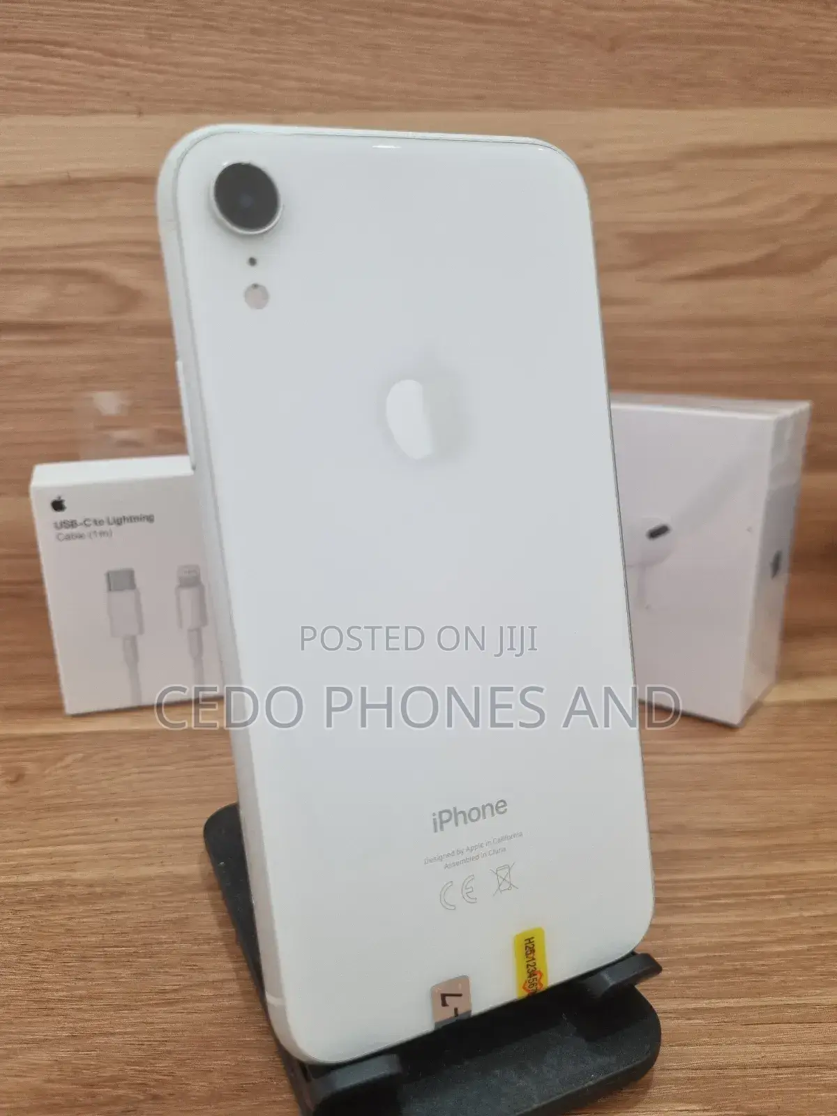 Apple iPhone XR 128 GB White