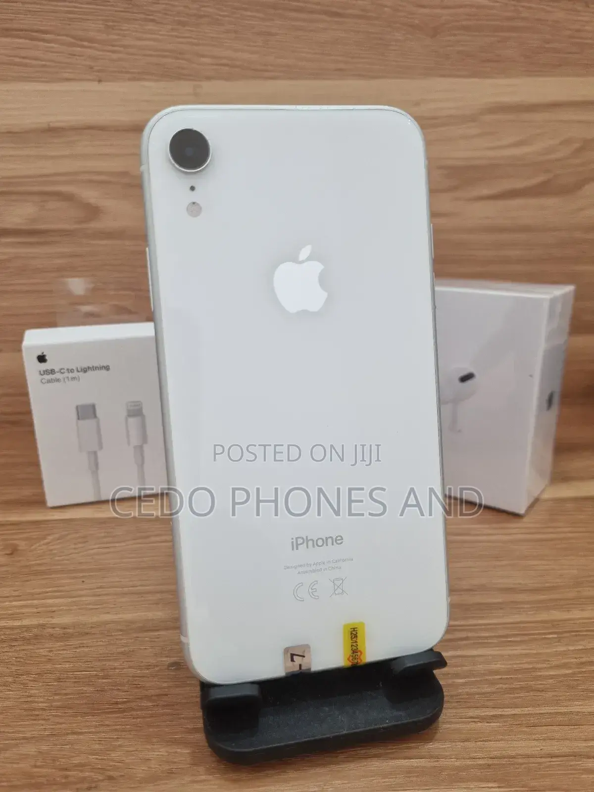 Apple iPhone XR 128 GB White
