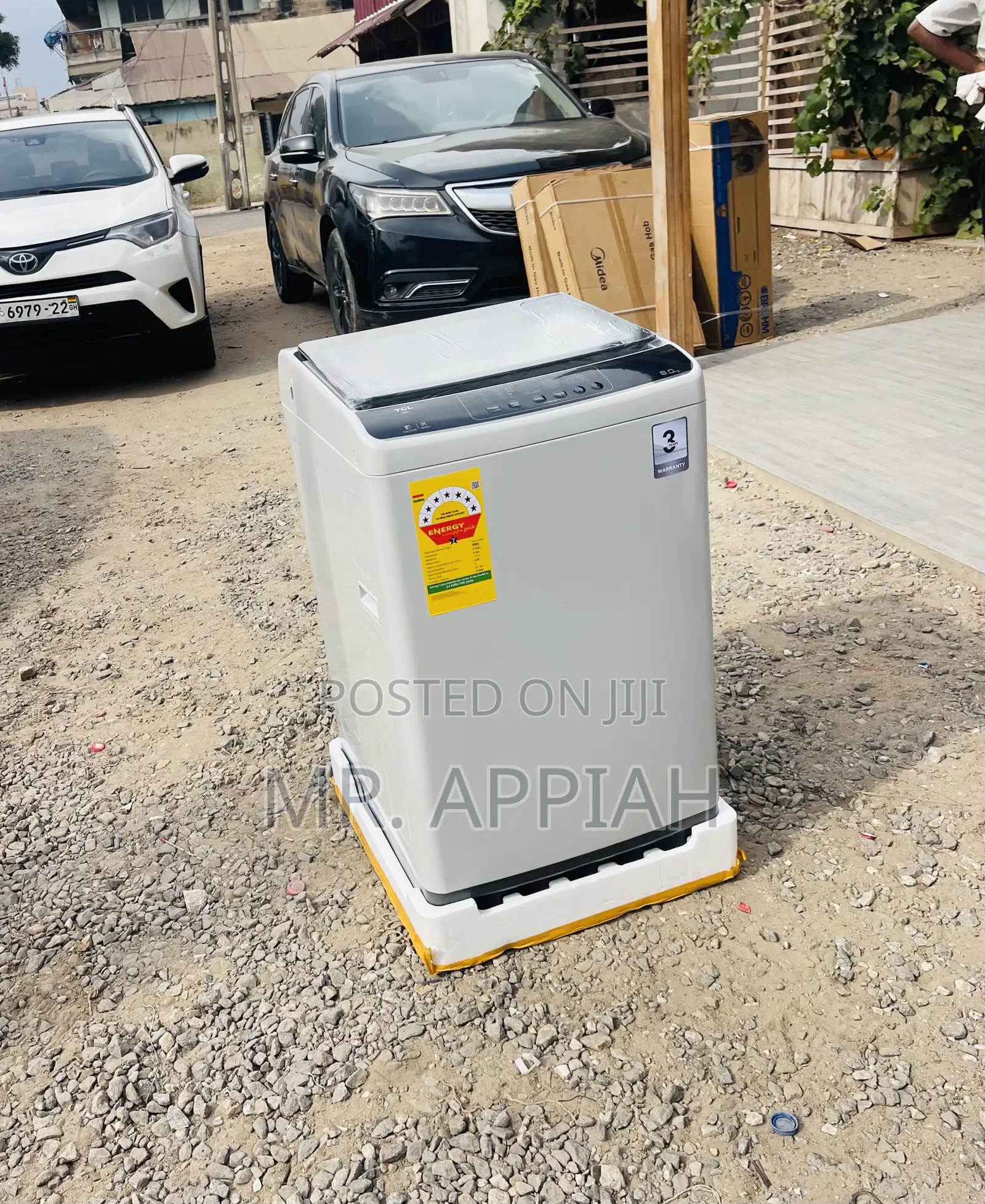 Effortless Cleaning TCL 8kg Top Load Washing Machine.