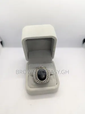 Antique Black Stone Ring