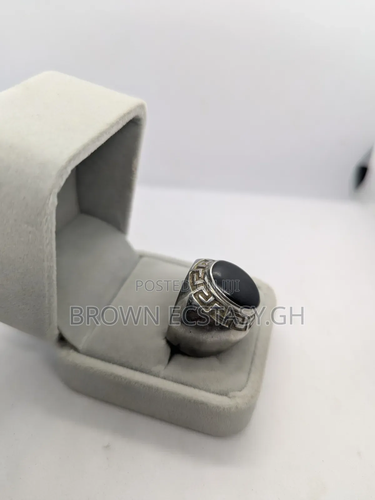 Antique Black Stone Ring