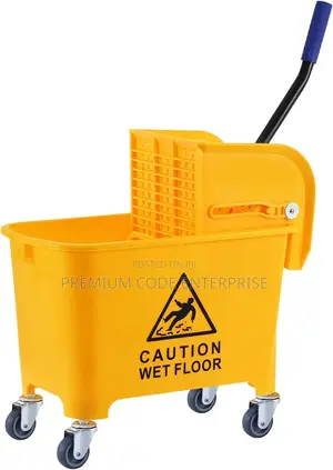 24-Liter Industrial Mop Bucket