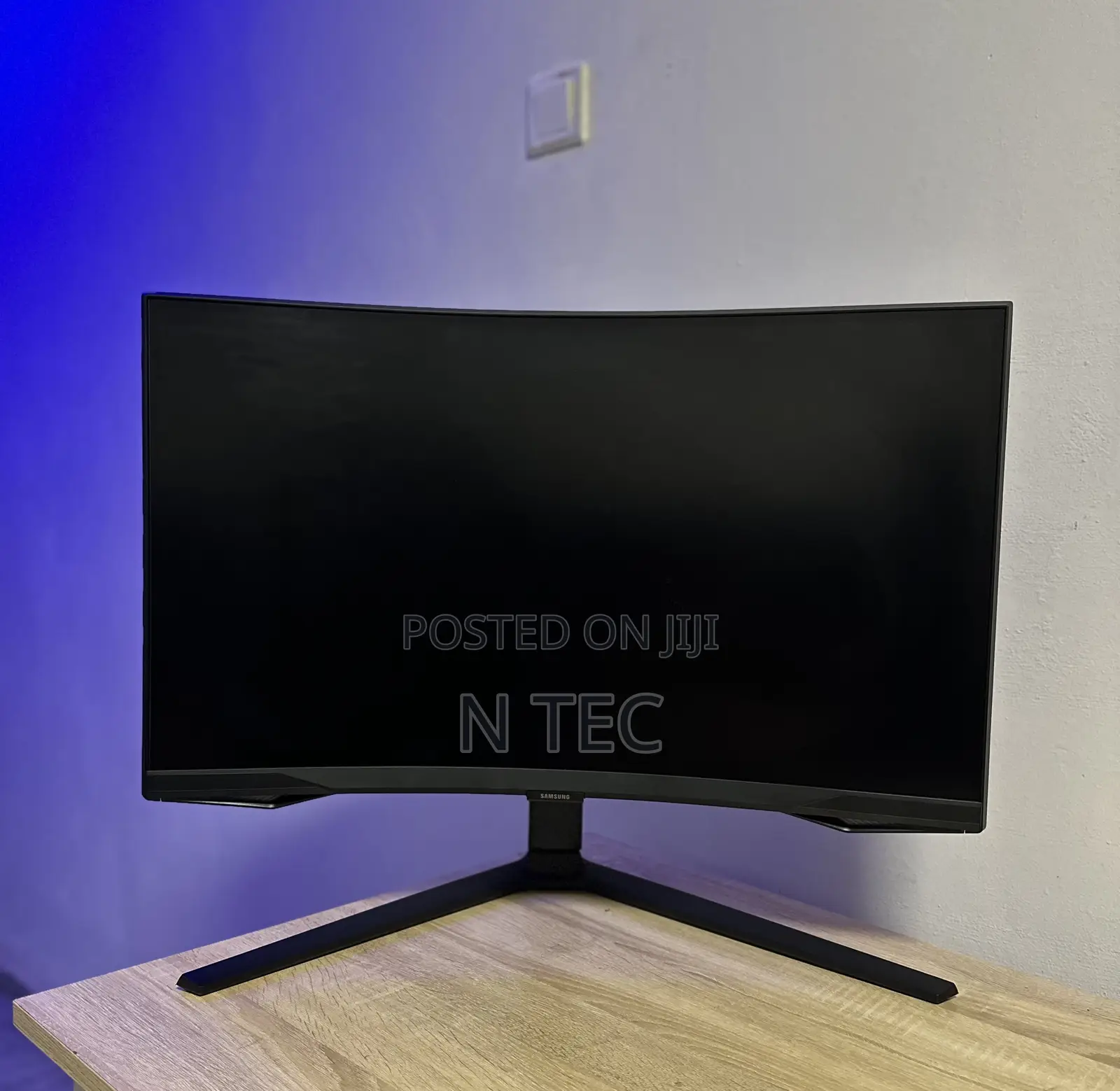 27 Inches Samsung Odyssey Smart Curved Monitor QHD 240 Hz
