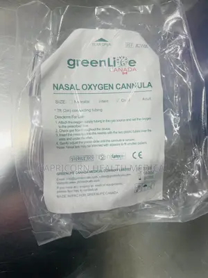 Oxygen Mask and Nasal Prongs